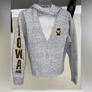 PINK VS Cropped Iowa Hawkeyes limited edition college collection hoodie